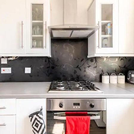 Castle View 2 Bedroom Apartment In Town Centre Гастингс Экстерьер фото