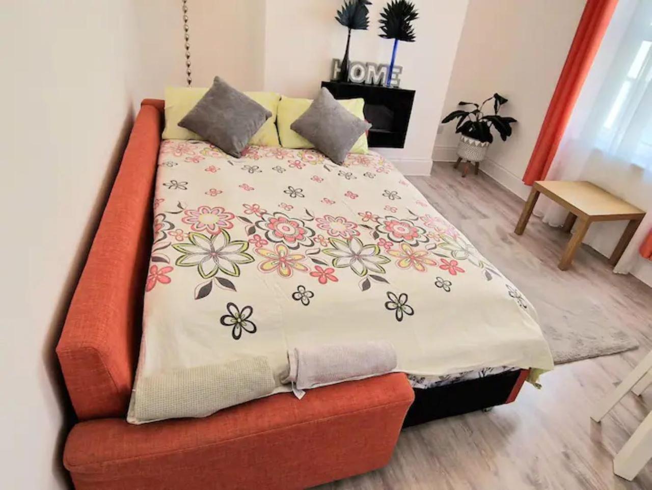 Castle View 2 Bedroom Apartment In Town Centre Гастингс Экстерьер фото