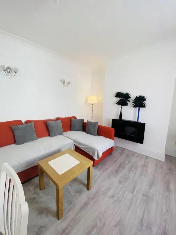 Castle View 2 Bedroom Apartment In Town Centre Гастингс Экстерьер фото