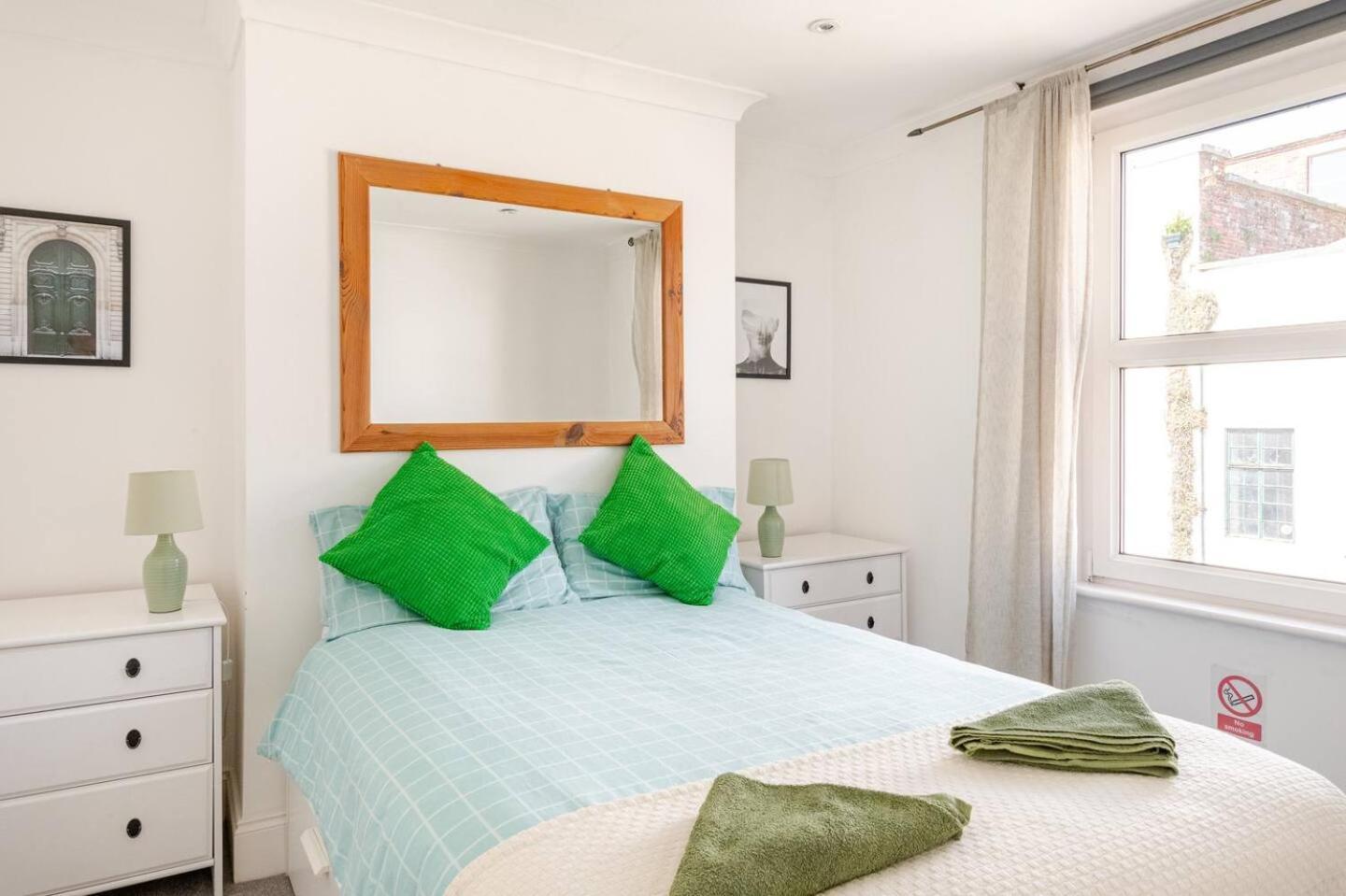 Castle View 2 Bedroom Apartment In Town Centre Гастингс Экстерьер фото